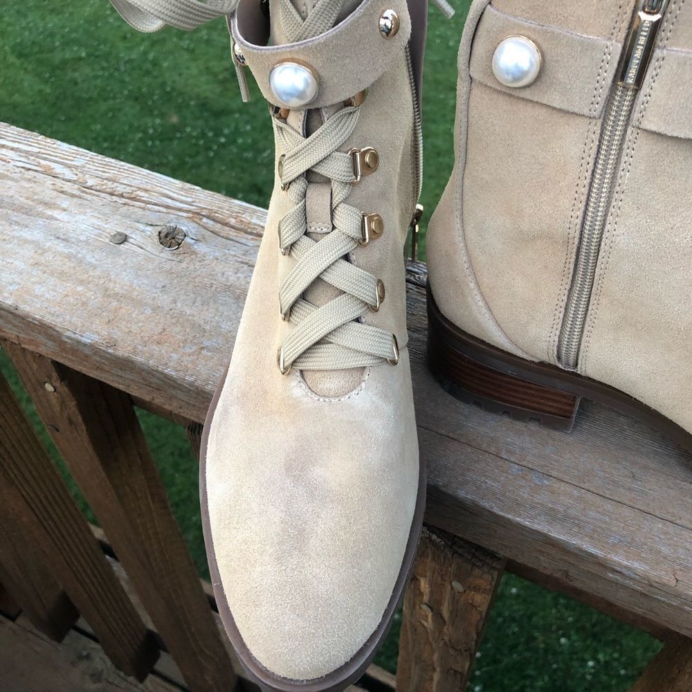 Karl Lagerfeld pearl and gold stud embellished leather lace up boots, size 10 - Picture 3 of 15